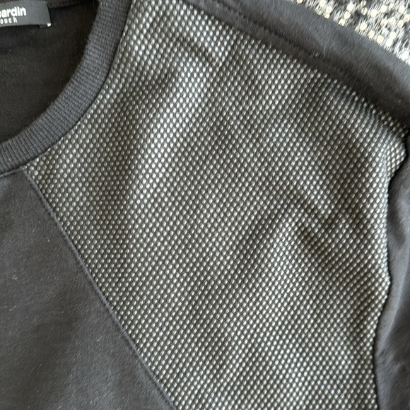 Pierre Cardin Mens Lightweight Sweater (M) and Crossbody bag. Comes as a set. - Picture 4 of 16